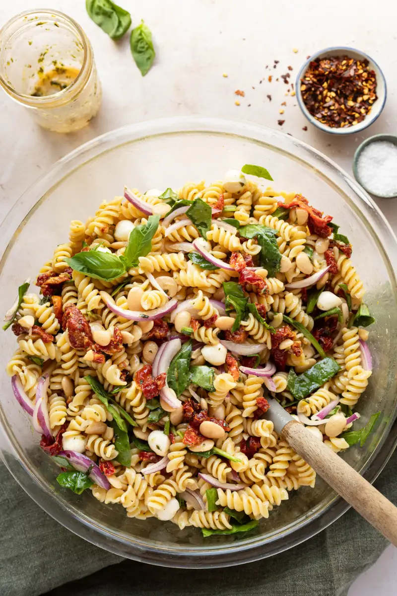 Sun dried tomato salad